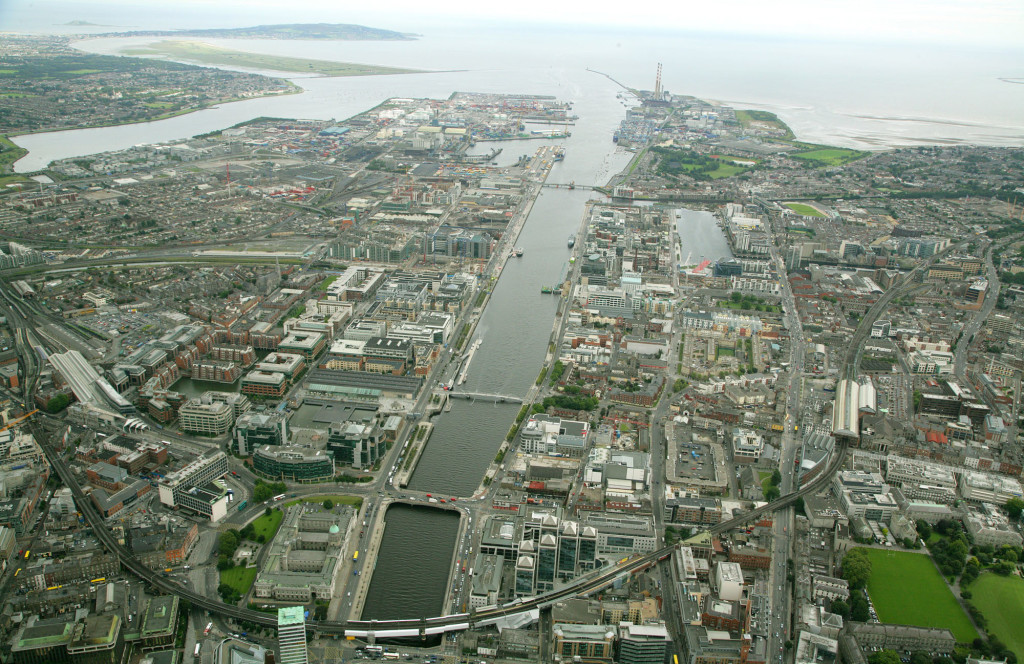 Fig4_The_River_Liffey_Meets_Dublin_Port_Photo_by_Peter_Barrow