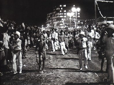 Crónica de una fiesta innombrable: un acercamiento al carnaval y las comparsas del puerto