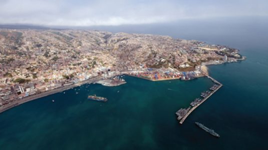 Expansión infraestructural e invisibilidad urbana: una alternativa de compatibilización para la ciudad puerto patrimonial de Valparaíso