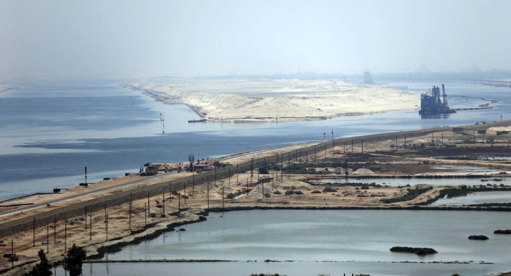 Egitto inaugura il nuovo Canale di Suez