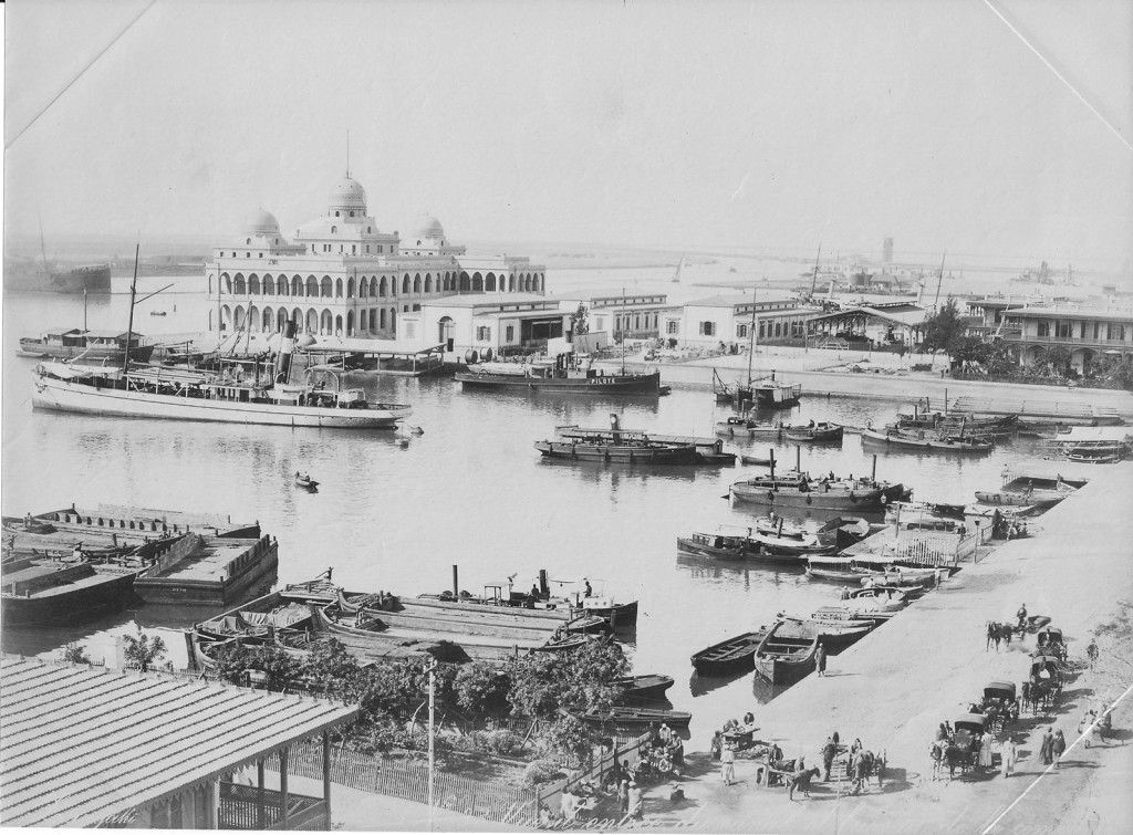 Image 5_Entrada histórica al canal de Suez_