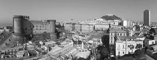 Conservazione/trasformazione e autenticità del patrimonio storico per l’area portuale di Napoli