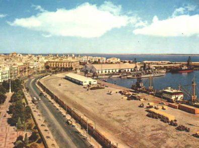 El derribo de las murallas de Cádiz: el factor ciudad-puerto