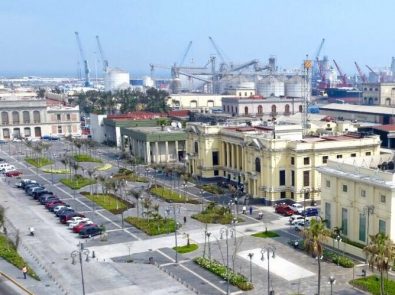 El Puerto de Veracruz y su entorno urbano histórico. Plaza de la República y Gran Plaza Malecón