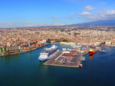 Destination Catania: The Effects of Nautical Tourism and the Role of Environmental Sustainability on the Port and City